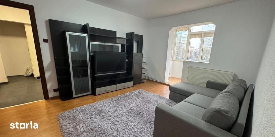 Apartament cu 3 camere semidecomandat, mobilat în Sub Arini — fotografia 1