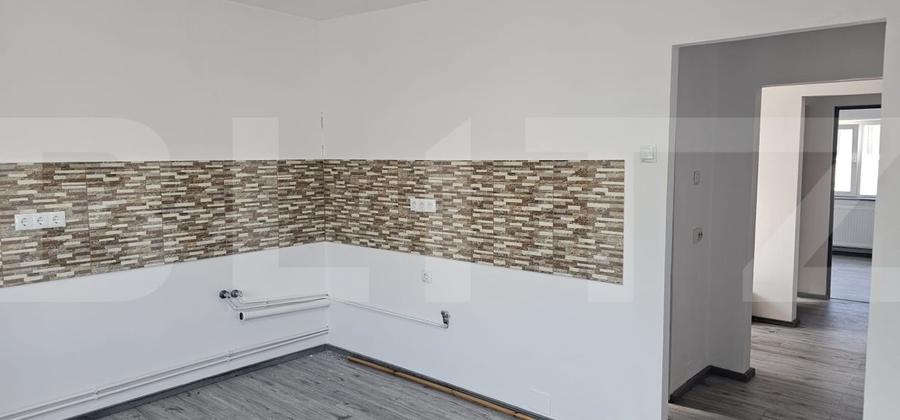 Apartament cu 3 camere decomandat în Semicentral