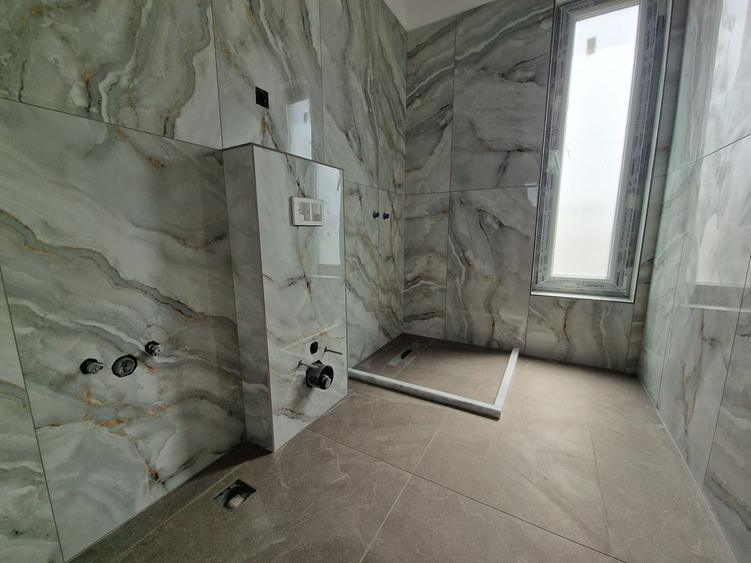 Casă individuală cu 3 camere cu Canalizare în Berceni