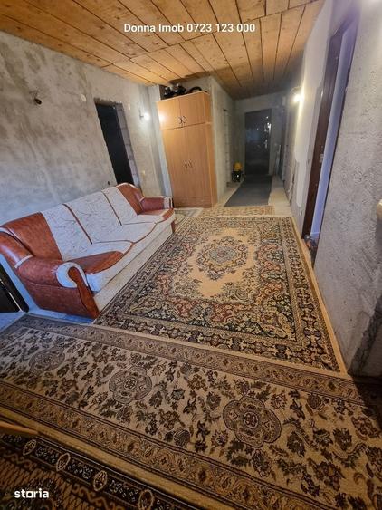 Casă cu 4 camere în Lipănescu