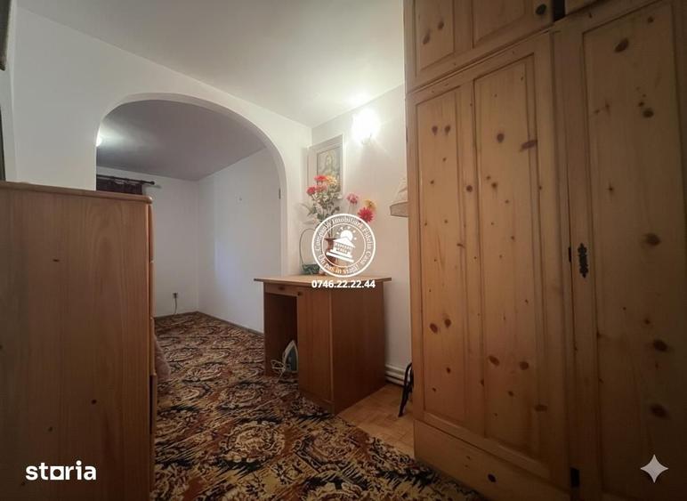 Casă cu 4 camere cu Teren 250 Mp în Nicolina