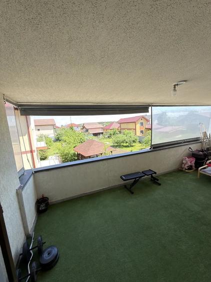 Apartament cu 2 camere semidecomandat în 1 Decembrie