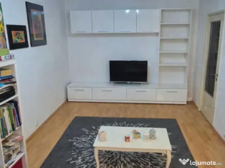 Apartament cu 2 camere decomandat în Iancului