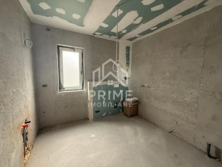 Casă cu 5 camere cu Teren 710 Mp în Ciugud