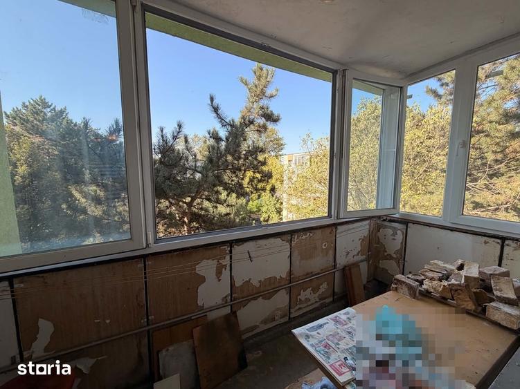 Apartament cu 3 camere decomandat în Budai