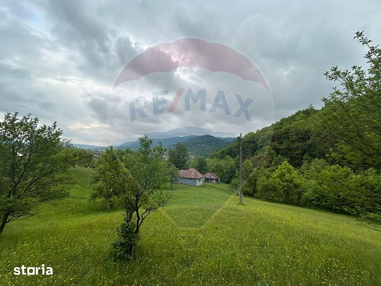 Teren de 2000 mp, în Copalnic
