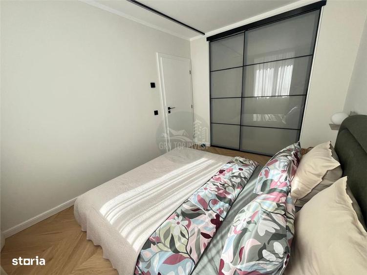 Apartament cu 3 camere, mobilat în Sub Arini