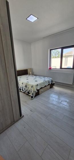 Casă cu 2 camere în Central