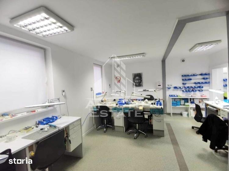 Casă cu 9 camere cu Teren 400 Mp în Sânnicolau Mare