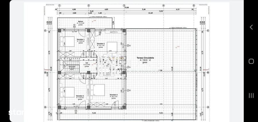 Casă cu 4 camere cu Piscina în Central