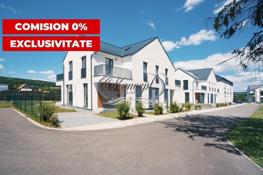 Duplex cu 4 camere cu Canalizare în Gilău