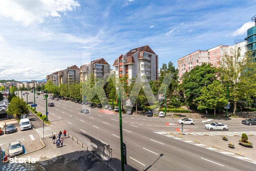 Apartament cu 3 camere decomandat, mobilat în Centrul Civic