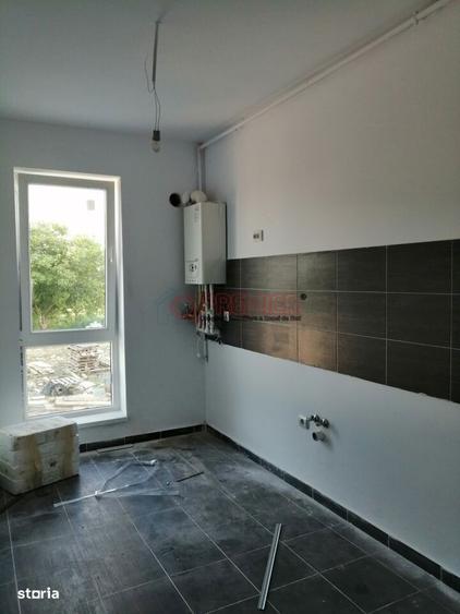 Apartament cu 3 camere decomandat în Brâncoveanu