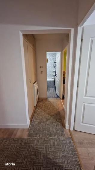 Apartament cu 3 camere decomandat în Micro 16