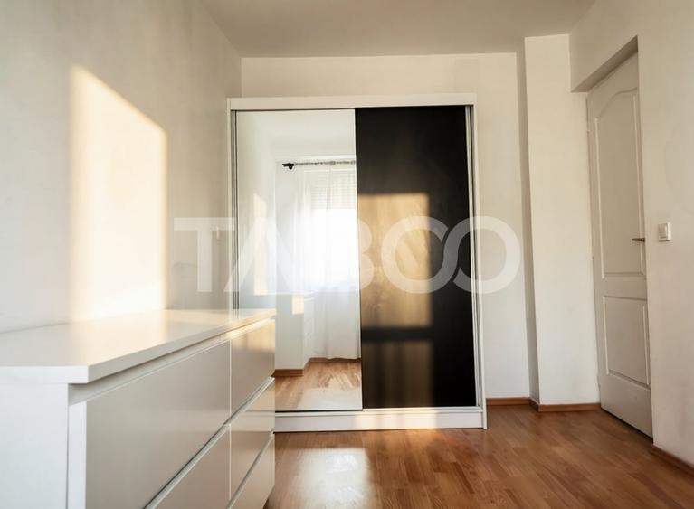 Apartament cu 3 camere semidecomandat, mobilat în Grigorescu