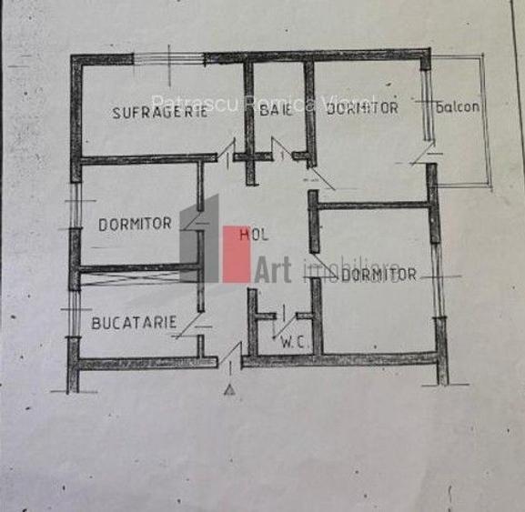 Apartament cu 4 camere decomandat în Sebastian