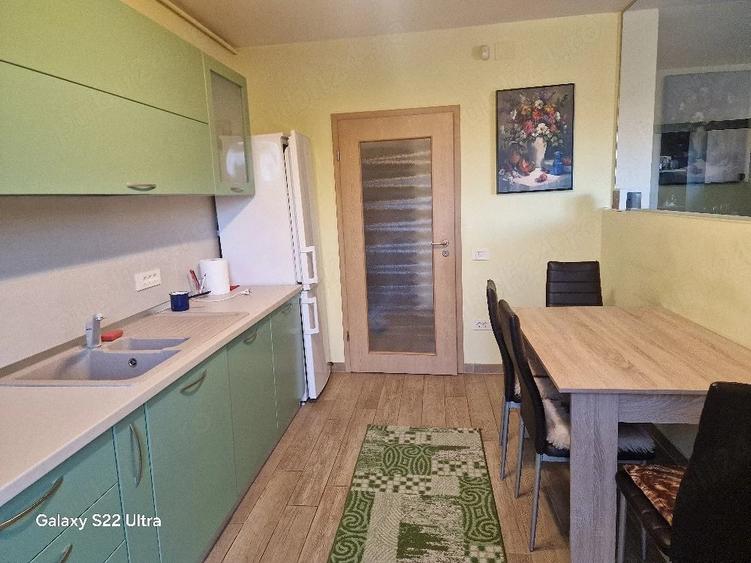 Apartament cu 2 camere semidecomandat în Dumbrăvița
