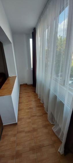 Apartament cu 3 camere decomandat, mobilat în Complex Studențesc