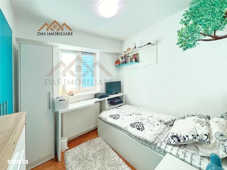 Apartament cu 3 camere, mobilat în Central