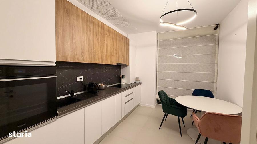 Apartament cu 3 camere în Băneasa