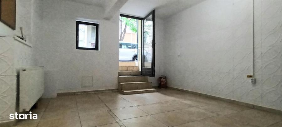 Spațiu comercial, de 45 mp, în Central