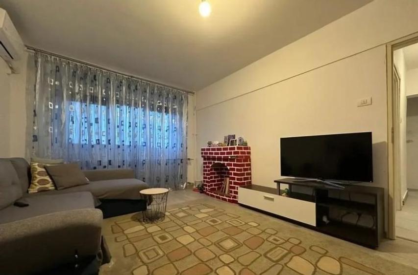 Apartament cu 3 camere decomandat, mobilat în Drumul Taberei — fotografia 1