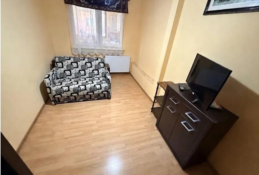 Apartament decomandat, etajul 1, garaj individual, strada Stejarului - 4