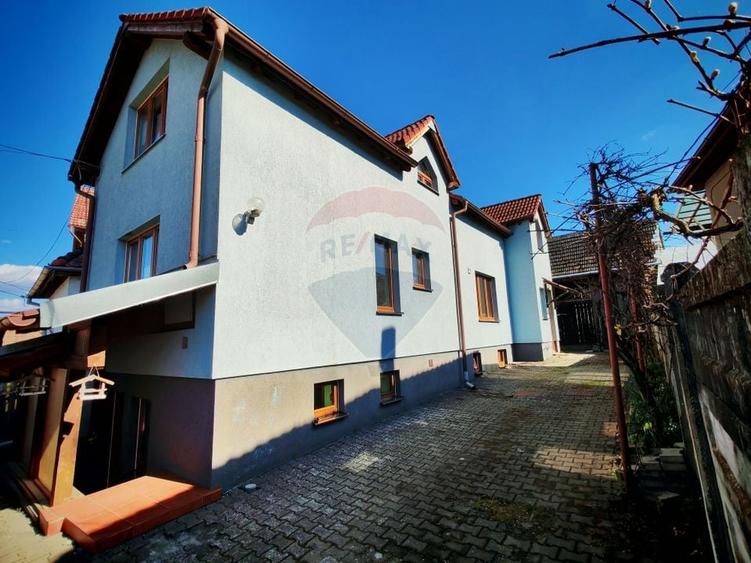 Casă individuală cu 3 camere cu Teren 237 Mp în Nord-Vest