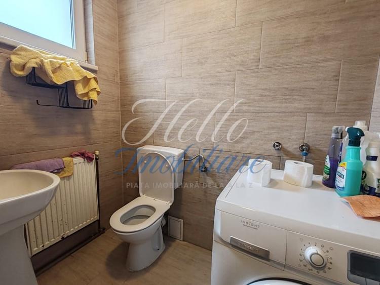 Duplex cu 4 camere cu Canalizare în Florești