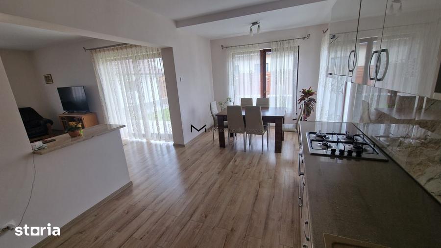 Casă cu 5 camere decomandat cu Teren 800 Mp în Central