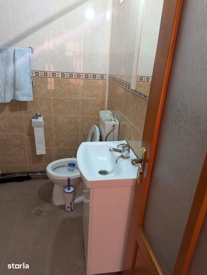 Casă cu 3 camere cu Teren 1685 Mp în Ariceștii Rahtivani