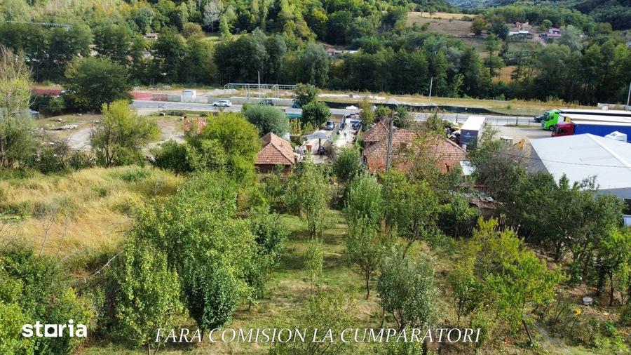 Teren de 1451 mp, în Golești