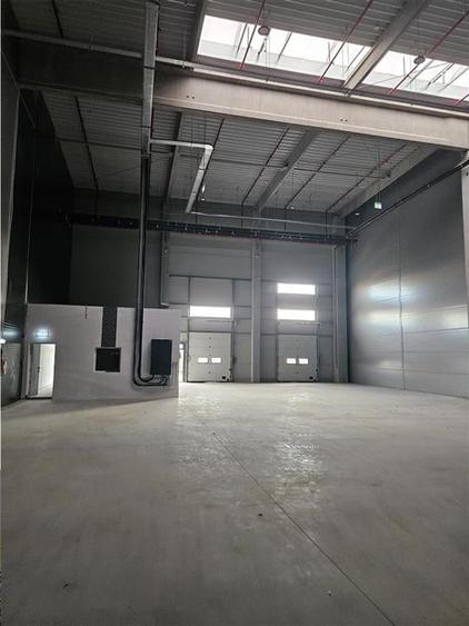 Spațiu industrial, de 2,700 mp, în Sud
