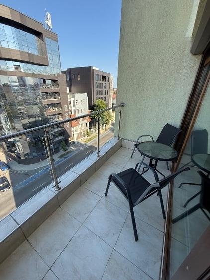 Apartament cu 3 camere decomandat, mobilat în Stadion