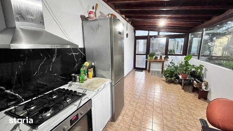 Apartament cu 3 camere decomandat în Bucium