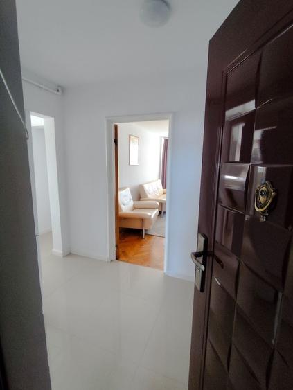 Apartament cu 2 camere semidecomandat în Exterior Vest