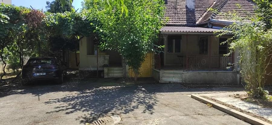 Casă cu 3 camere în Central