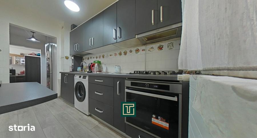 Apartament cu 3 camere decomandat, mobilat în Aurel Vlaicu