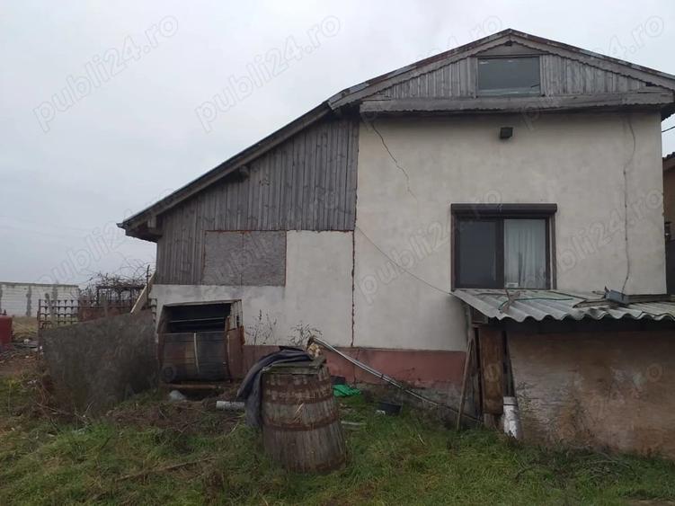 Casă cu 2 camere în Central