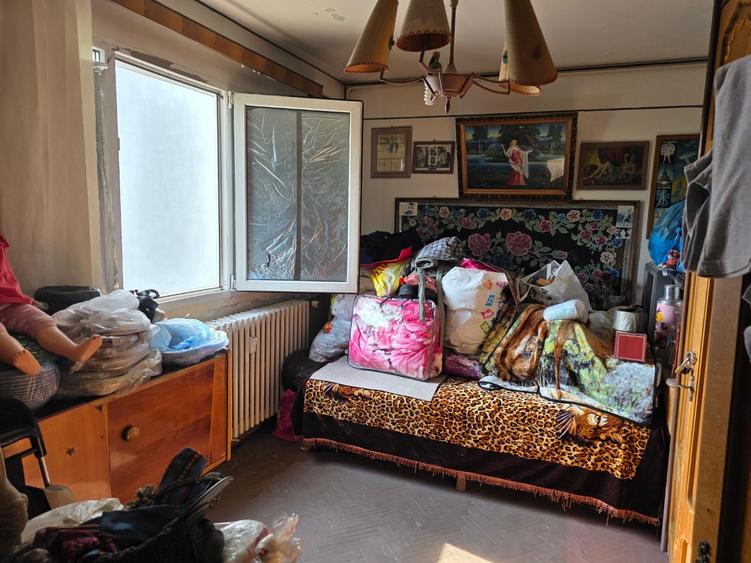 Apartament cu 3 camere semidecomandat în Nicolae Grigorescu
