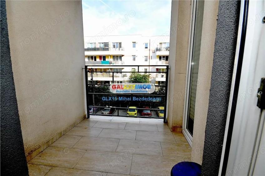 Garsonieră decomandată în Apărătorii Patriei