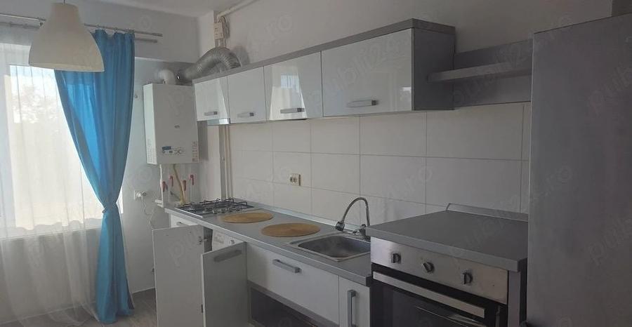 Apartament cu 2 camere decomandat, mobilat în Păcii