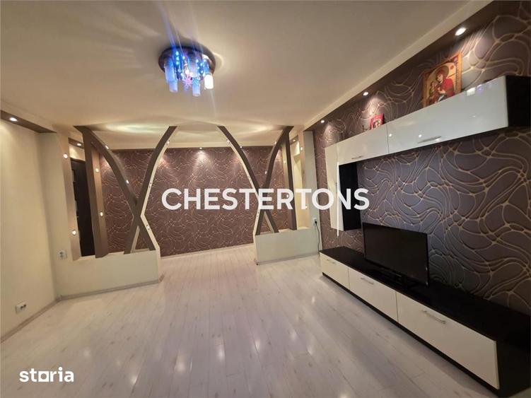 Apartament cu 3 camere decomandat în Drumul Taberei