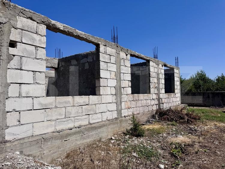 Casă individuală cu 4 camere cu Canalizare în Păulești