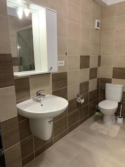 Apartament cu 2 camere semidecomandat, mobilat în Chiajna