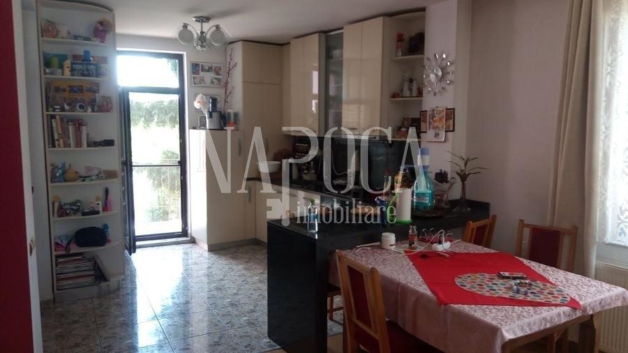 Casă individuală cu 7 camere cu Canalizare în Gheorgheni