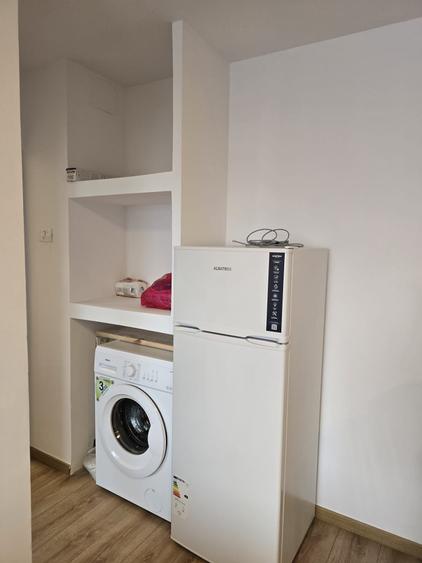 Apartament cu 2 camere nedecomandat în Petros