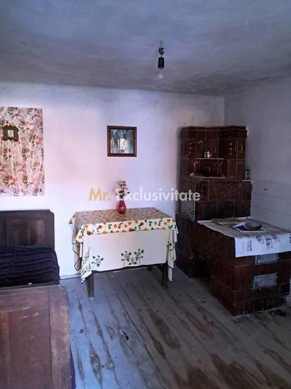 Casă cu 5 camere cu Teren 1466 Mp în Polovragi