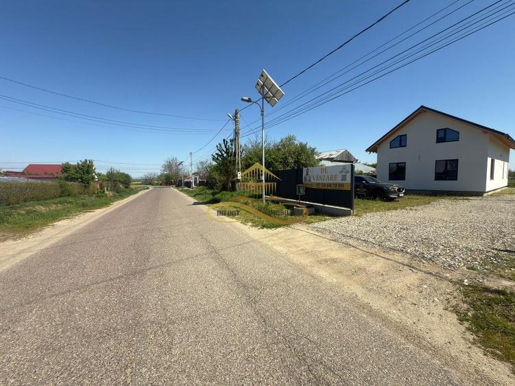 Casă individuală cu 4 camere cu Canalizare în Mărgineni