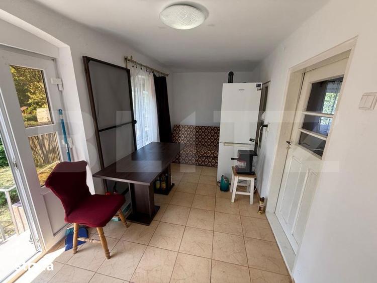 Casa partial renovata, 60 mp, 6000 mp teren, zona Georocu Mare - 7